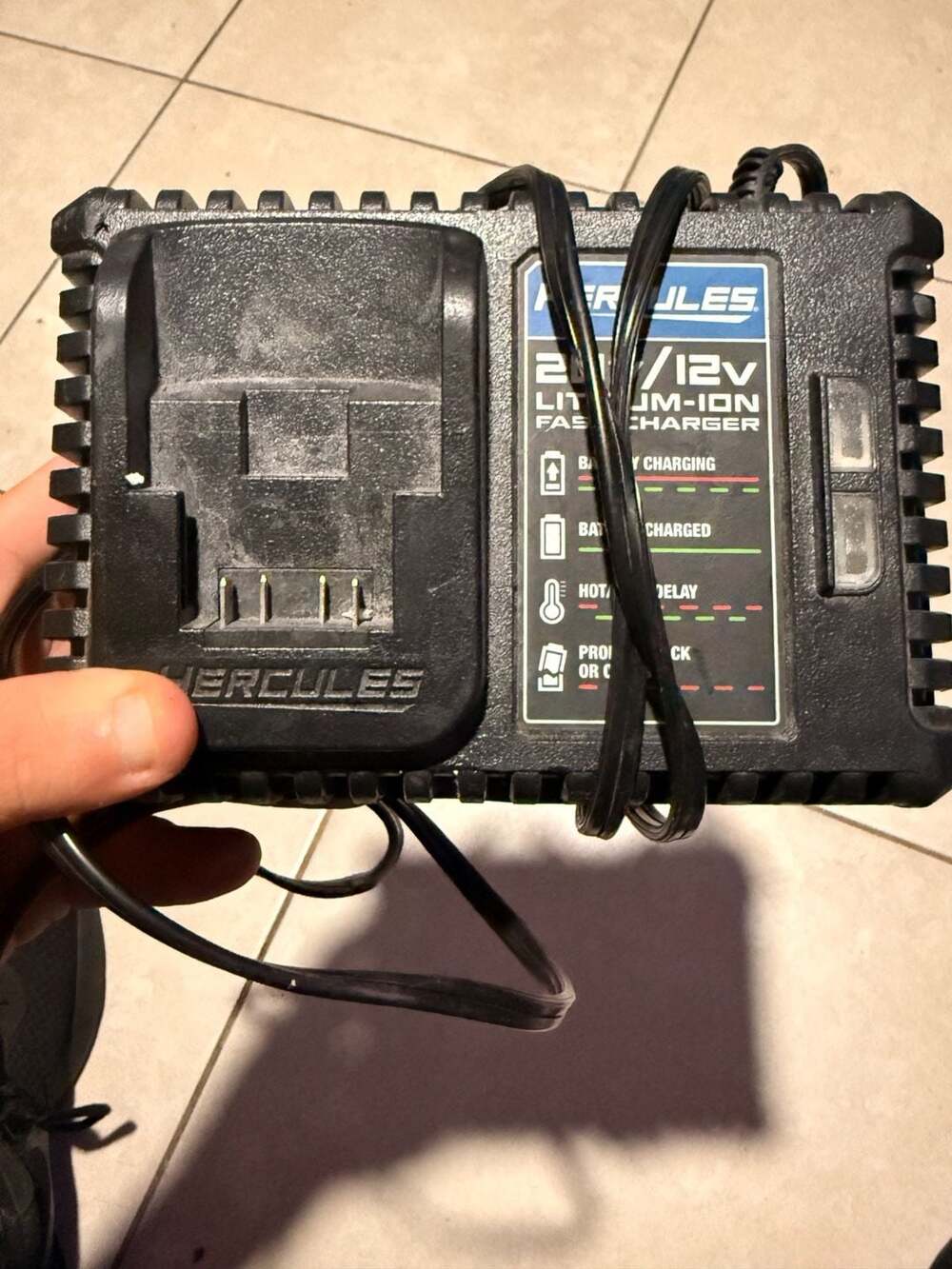 Hercules 12V/20V Lithium-Ion Fast Charger HC04